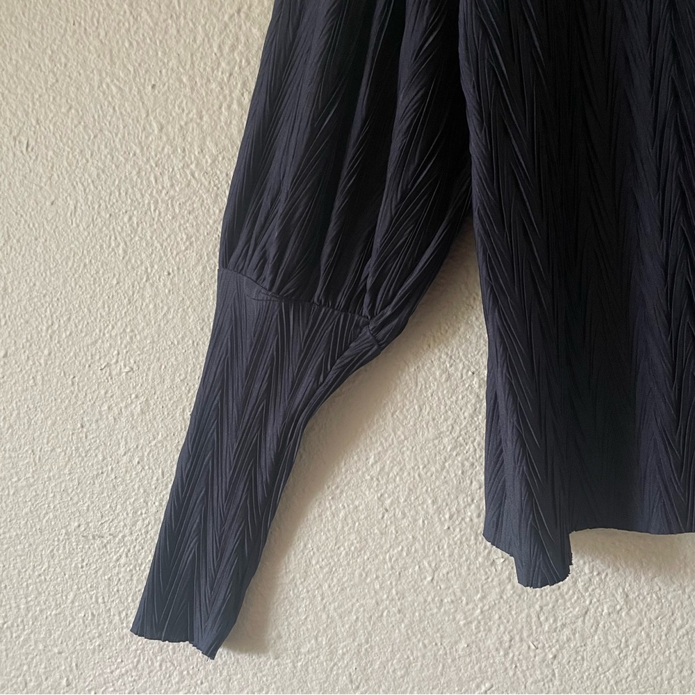 Zara Basic Textured Blouse Top Womens S Navy Blue Long Sleeve Abstract Warm Cozy - Picture 11 of 13